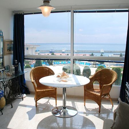 Baratero Vlas Marina Apartment Sveti Vlas Bagian luar foto
