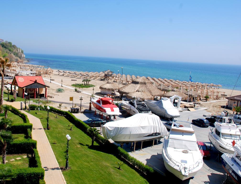 Baratero Vlas Marina Apartment Sveti Vlas Bagian luar foto