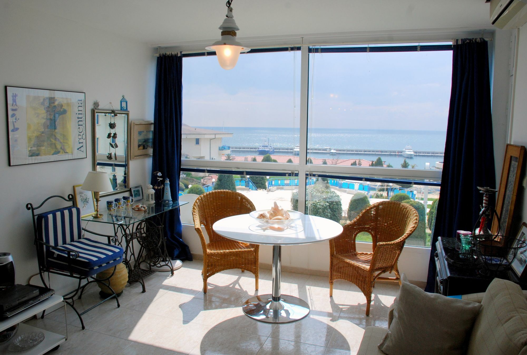 Baratero Vlas Marina Apartment Sveti Vlas Bagian luar foto